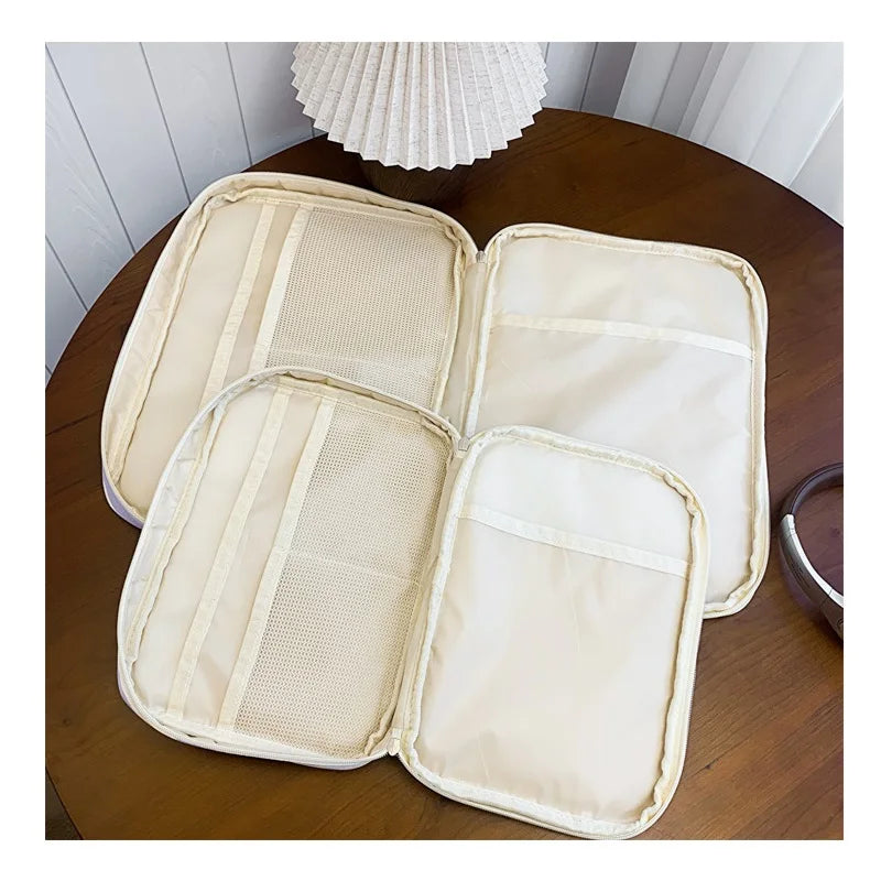 Pochette PC Black Wavy de 11-14 Pouces